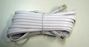 Cable aislado para electricidad y para una tensión inferior a 1.000 v. del tipo de los utilizados en telecomunicaciones. Está compuesto por cuatro hilos aislados individualmente en fundas de diferentes colores todos ellos cubiertos a su vez por una funda de color blanco. Se presenta en forma de un cable de varios metros de longitud provisto en sus dos extremos de conectores “macho” RJ11.