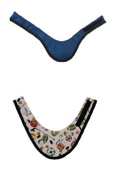 Protector tiroideo antirradiación diseñado para que se ajuste mejor en toda la longitud del cuello, al tiempo que aporta cobertura completa del tiroides frente a los rayos X. Está confeccionado en nailon u otro material textil y dispone en el interior de capas de un núcleo de vinilo combinado con polvo de metales radio-protectores como plomo, antimonio, tungsteno, bario y bismuto. De esta manera se crea un protector flexible que bloquea los rayos Tiene dos opciones para el cierre en la parte posterior; velcro o hebilla.
El protector de tiroides es un artículo de protección de seguridad radiológica, diseñados para protegerse de los rayos X.