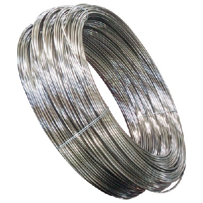 Alambre enrollado de acero inoxidable que se obtiene por trefilado en frio con un posterior proceso recocido.
Sus diámetros van de los 0,9 mm a los 4,4 mm y se puede presentar con pesos comprendidos entre los 0,250 kg y los 40 kg. 
Los contenidos en níquel y cromo son de aproximadamente el 9% y el 19% respectivamente.