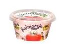 Sopa tradicional andaluza, espesa y versátil. Plato tradicional de la gastronomía andaluza. Se comercializa en envases PET acondicionados para la venta al por menor de 190gr.
Se usa para la alimentación humana.
Tomate, harina de arroz, aceite de oliva virgen extra, ajo y sal. Materia seca: 19 %.
Procesado en frío mediante HPP