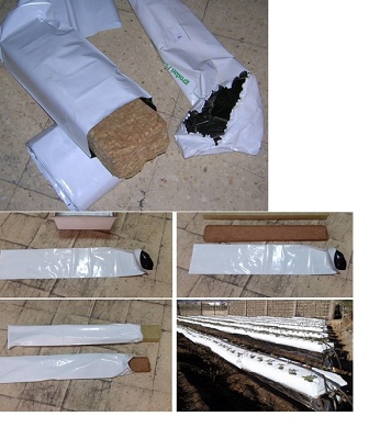 Bolsa de plástico (polietileno de baja densidad 60-61% y polietileno baja densidad lineal 30%). Las bolsas se rellenan de fibra de coco o lana de roca para el cultivo hidropónico.
Tiene tres tamaños:
Mínimo: 327mm de ancho X 1380 mm de largo.
Nominal: 330mm de ancho X 1400 mm de largo.
Máximo: 333mm de ancho X 1420 mm de largo.
La bolsa lleva un tratamiento con un estabilizante anti UV para garantizar la durabilidad de 2 años.
Se utiliza para el cultivo de hidroponía, para la protección de la lana de
roca y de las raíces frente al sol.
Dispone de dos colores (blanco y negro) y se presenta para su venta al por menor en paquetes de 50 unidades.