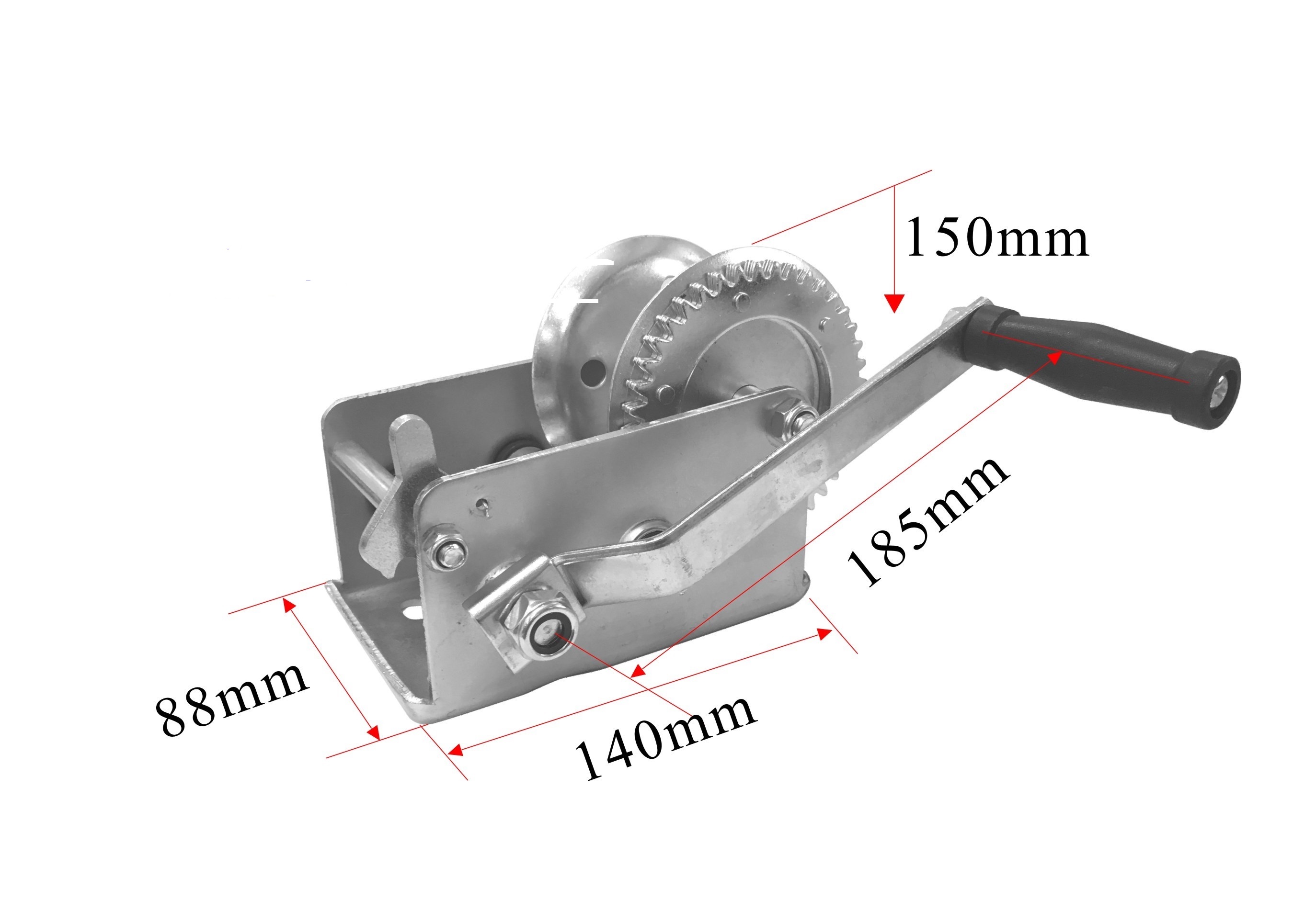 Tensor (torno) de cables o cinchas, sin motor, realizado en chapa de acero. Está constituido por una polea de tambor, manivela y un trinquete, fundamentalmente.
Se utiliza en vehículos no automóviles (remolques) para tensar el cable o cincha de carga.
Dispone de una manivela de 185 mm de brazo y un tambor de 150 mm.
Tiene una longitud de 140 mm y una anchura de 88 mm.