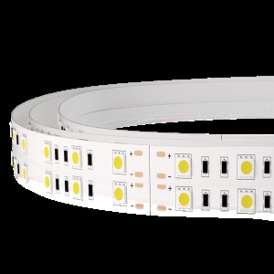 Tira metálica que comprende diodos luminiscentes (LED) y resistencias. Sus componentes están interconectados y montados en un circuito impreso en forma de tira metálica y flexible con una capa adhesiva, protegida por un papel separable, en la parte inferior.  Sus dimensiones aproximadas son de 17 x 1 cm. Presenta contactos en los extremos de la tira listos para ser soldados (por ejemplo, cables) que hacen posible su conexión a una fuente de alimentación de corriente continua de 12 V. Se presenta en rollos de 5m que se pueden cortar según conveniencia de la aplicación.
Se utiliza en la retroiluminación de máquinas recreativas tipo “tragaperras” colocándose dentro de la máquina en sus laterales para iluminar el equipo.