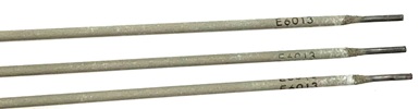 Electrodos de acero recubiertos de óxido de titanio en forma de varillas con uno de sus extremos sin recubrir y dimensiones de:  2,5 X 350 mm. o 3,25 X 350 mm.
Se presentan en pallet de madera de 1000 Kg con 50 cajas de cartón.
Según declaración del solicitante se destinan a la soldadura por arco.