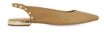 Zapato de mujer, tipo sandalia, con suela sintética y parte superior de cuero, no cubre el tobillo dejando el talón al descubierto y el tacón tiene una altura inferior a 3 cm. Presenta unos abalorios de bisutería en la parte trasera. Longitud de plantilla igual o superior a 24 cm.
Se utiliza como calzado para mujer.
Cuero.