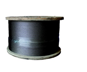 Cable de acero inoxidable obtenido por torsión, formado por 19 alambres torsionados que se unen y acaban siendo 7 para formar un único cable.  No está revestido. Diámetro de 5 mm.
Su función es ornamental como sujeción de barandillas de acero inoxidable.
Se presenta con tres longitudes: 25, 50 y 100 metros.