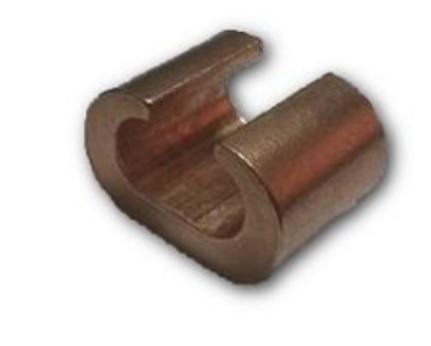 Conectores de cobre a compresión tipo C que trabajan a tracción. Estos conectores son parte de un sistema de conexión que emplea herramientas de instalación específicas (alicates hidráulicos) para realizar conexiones permanentes y resistentes. Está formado por una sola pieza con forma de C en cuyo interior se comprimen la línea principal y el cable a conectar (derivación).
Se utilizan en sistemas de puesta a tierra para realizar derivaciones paralelas múltiples de baja tensión.
Se presenta con diferentes dimensiones