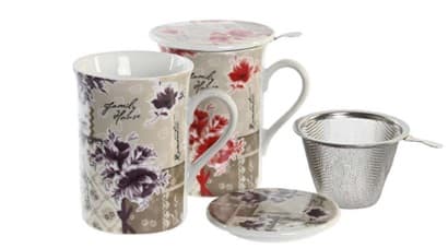 Surtido acondicionado para su venta al por menor compuesto de:

-Una taza de porcelana que mide 11 x 8,5 x11 cm, con capacidad de 280 ml. 
-Un infusionador de acero inoxidable
-Una tapa de porcelana 11cm
Se utiliza para realizar infusiones.