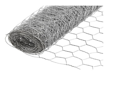 Malla metálica, no soldada en sus puntos de cruce, elaborada con acero cincado.
Se presenta en rollos de 10 ó 50m de longitud y 0.5m, 0.6m, 0.8m, 1m, 1.2m, 1.5m ó 2m de altura fabricados con alambre de 0.7mm, 0.8mm, 0.9mm, 1.2mm y 1.4mm de diámetro.

Las celdas se forman enrollando el alambre configurando una malla de forma hexagonal.