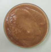 Puré tamarindo. El puré se obtiene de la parte comestible de los frutos enteros, maduros, limpios, sin corteza ni semilla, que se reducen a puré y se tamiza durante el proceso tecnológico. El puré se somete a un tratamiento térmico a 45º-50º para facilitar el tamizado. Se pasteuriza a un mínimo de 96º y se realiza el llenado aséptico en bolsas asépticas de alta barrera y bidones de acero de 200 kgs de peso.  Contenido en azúcares superior al 13% e inferior al 30% según las notas complementarias 2 del capítulo 20.
Concebido para uso alimentario.