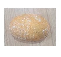 Pan tipo mollete con semillas de lino. Producto de panadería sin gluten. Se presenta en paquetes de dos unidades de 80 gramos cada una. Contenido de sacarosa, azúcar invertido y/o isoglucosa y de materias grasas calculado sobre la materia seca inferior al 5% en peso. Envase de polipropileno biorientado. Cajas de 12 paquetes con un peso de 1920 gramos.
Concebido para uso alimentario.