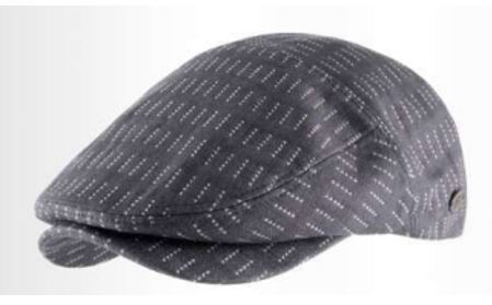 Gorra tipo “boina” con visera y guarnecida interiormente por un forro. Dispone de una cinta elástica en la parte posterior.
Se utiliza para cubrir la cabeza.
90% algodón, 10% lino.
Se presenta para su venta al público junto con una pajarita formando un set. La pajarita no forma parte de esta IAV, clasificándose por separado.