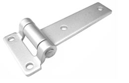 Artículo de uso general consistente en una bisagra de libro plana estrecha realizada en chapa de acero cincado. Tiene una longitud de 135 mm y una anchura de 60 mm en un extremo y de 26 mm en el otro extremo.
Se utiliza en vehículos no automóviles (remolques) para sujetar la puerta trasera del remolque.
Acero cincado.