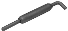 Cerrojo común con pasador que se desplaza, que presenta las siguientes dimensiones:

	Longitud: 174 mm
	
	Diámetro de la parte tubular: 20 mm

	Diámetro del pasador: 10 mm 

	Mango: 35 mm
Se utiliza en vehículos no automóviles (remolques) para cerrar la puerta trasera.
Chapa de acero.