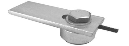 Herraje de acero con acabado de zinc para puertas abatibles (punto de giro). Se trata de un artículo compuesto por dos elementos: una pieza plana y alargada (ancho de 40 o 70 mm y longitud de 90 a 140 mm) que presenta un agujero en uno de sus extremos en el que va atornillado un elemento tubular (diámetros de 40 o 70 mm y altura de 37 o 47 mm).
Según declaración del solicitante se destina a puertas abatibles.
Acero con acabado en zinc.