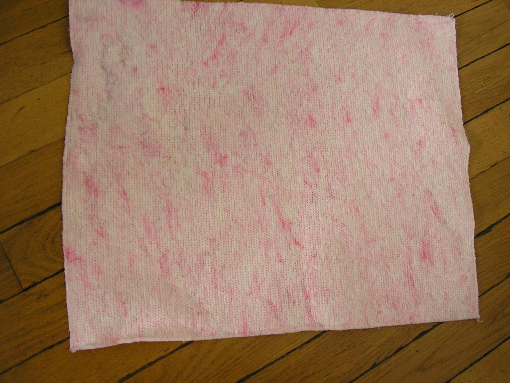 AUTRE ARTICLE CONFECTIONNE, GENRE SERPILLIERE, DE FORME RECTANGULAIRE, EN NONTISSE, ASPECT MAILLES, AVEC SURPIQURE D'ARRET AUX QUATRE COTES, DESTINE A L'USAGE DOMESTIQUE.