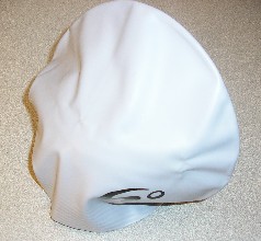 BONNET DE BAIN, EN MATIERE PLASTIQUE (100% SILATEX - SILICONE + LATEX), AVEC UN LOGO PUBLICITAIRE.