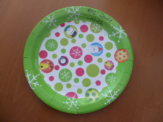 ASSIETTE EN CARTON JETABLE ORNE DE MOTIFS