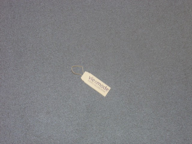 STRING TAGS.PRINTED CARDBOARD TAG WITH TEXTILE ELASTIC END LOOP. NOT SELF-ADHESIVE.IN VARIOUS COLOURS AND SIZES.