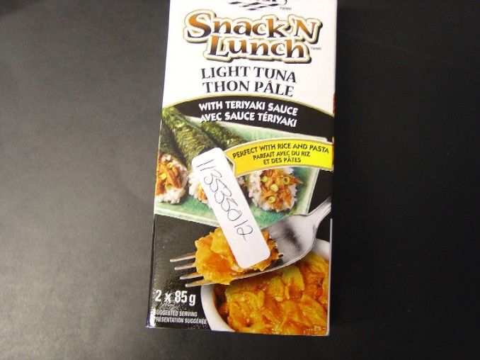 READY TO EAT TUNA . INGREDIENTS INCLUDE SKIPJACK TUNA 60% , TERIYAKI SAUCE, WATER, SUGAR, SOYABEAN OIL, THICKENING AGENT. PACKAGED IN 2X 85g TINS.