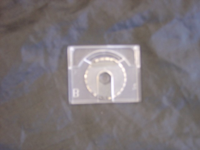 REPLACEMENT BLADES FOR PAPER CUTTERS (SIMILAR TO A GUILLOTINE). CAN CUT UP TO 32 SHEETS OF PAPER IN FOUR SLIDES OF THE BLADE. THE BLADE IS A CIRCULAR SHAPE, WIDTH  28 MM, AND IS A PERFORATION BLADE. PACKAGED IN A BLISTER PACK.