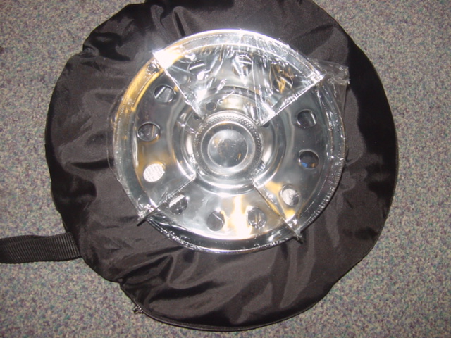 LARGE SINGLE BURNER STOVE FOR USE WITH BUTANE GAS CYLINDER. MADE OF STAINLESS STEEL. FOR DOMESTIC INDOOR OR OUTDOOR USE.