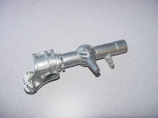 GEAR SHIFT PART DESIGNED FOR USE IN MOTOR VEHICLES. IT IS DIE CAST IN ALUMINIUM AND MEASURES APPROXIMATELY  17CM IN LENGTH