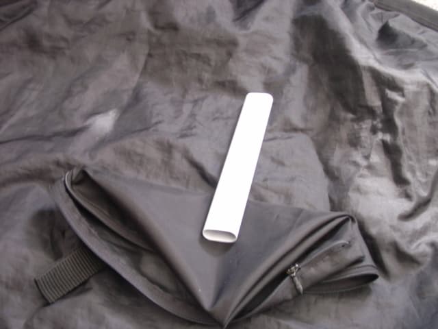 MILD STEEL TUBE. OF OVAL CROSS SECTION. ELECTRO RESISTANCE WELDED. WITH WALL THICKNESS NOT EXCEEDING 2MM. WITH MEASUREMENT OF 30MM X 15MM. WITH WHITE FINISH. MEASURES FROM 610MM TO 4000MM IN LENGTH.