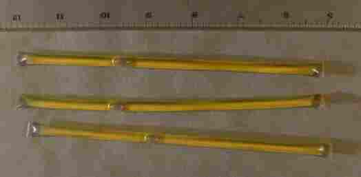AGAVE ORANGE FLAVOURED SYRUP STRAW. USED AS AN ENERGY BOOST AND AS A CHILDRENS TREAT. SUITABLE FOR DIABETICS. APPROX OVERALL LENGTH 170MM.