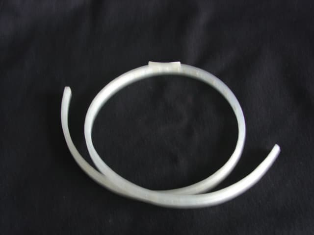 LIGHT EMITTING DIODES WHICH ARE CONNECTED AND ENCLOSED WITHIN R.O.H.S COMPLIANT PVC HOUSING. THESE GOODS ARE THEN CONNECTED TO A SEPARTE POWER SUPPLY. APPLICATIONS INCLUDE STAIR AND BAR EDGING, FLOOR MARKING AND WALL ENHANCING. SOLD BY THE METRE.