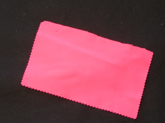 WEFT KNITTED FABRIC. WITH A WIDTH OF 150CM. MADE FROM 92 PER CENT NYLON 8 PER CENT ELASTANE. DYED PINK.
