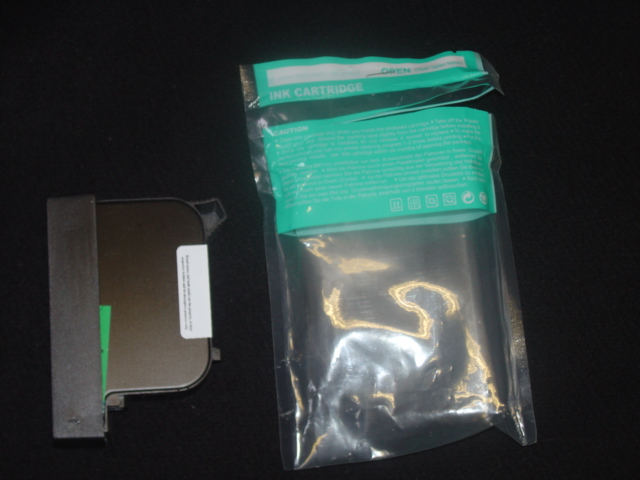 REMANUFACTURED BLACK INKJET CARTRIDGES COMPLETE WITH PRINT HEAD FOR USE AS REPLACEMENTS FOR SPECIFIC BRANDED INKJET PRINTER PARTS. THE CARTRIDGES CONSIST OF A PLASTIC WELDED OUTER CASING WITH DETACHABLE PLASTIC LID AND CONTAIN AN INTERNAL PLASTIC SPONGE WHICH HOLDS THE INK. AN ELECTRICAL PRINT HEAD MECHANISM IS ATTACHED BY WELD TO THE PLASTIC OUTER CASING.