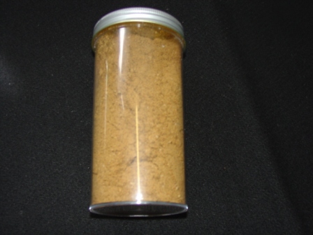 POULTRY MEAL PRODUCED BY CONTINUOUS COOKING/EVAPORATION AND PRESSING.  IN THE FORM OF A BROWN POWDER.  NOT FOR HUMAN CONSUMPTION.  SOLD IN QUANTITIES OF 1.2 METRIC TONNES.  FOR USE IN ANIMAL FEED