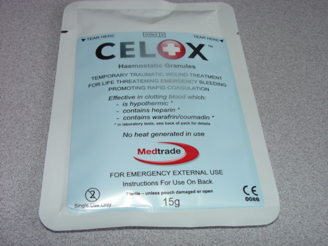 HAEMOSTATIC GRANULES TEMPORARY TRAUMATIC WOUND TREATMENT FOR LIFE THREATENING EMERGENCY BLEEDING PROMOTING RAPID COAGULATION. EFFECTIVE IN CLOTTING BLOOD WHICH ; IS HYPOTHERMIC, CONTAINS HEPARIN, CONTAINS WARAFRIN/COUMADIN. FOR USE BY TRAINED EMERGENCY RESPONDERS.