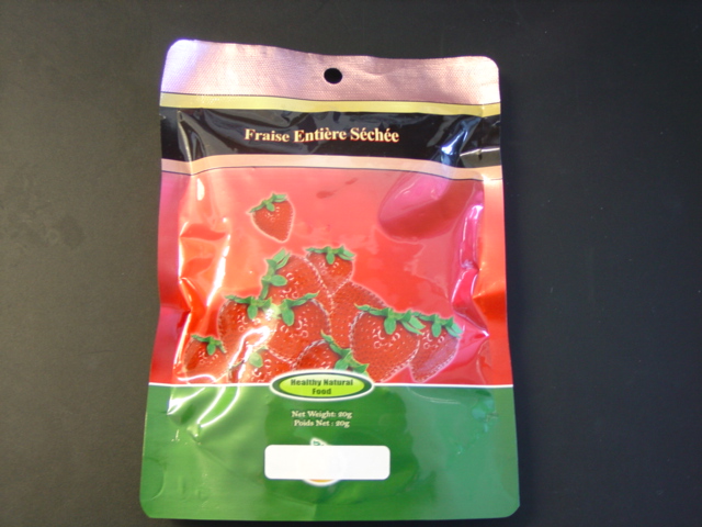 FREEZE-DRIED WHOLE STRAWBERRIES. WITH ADDED WHITE SUGAR. NET WEIGHT 20 GRAMS. IN PACKETS. COUNTRY OF ORIGIN: CHINA.
