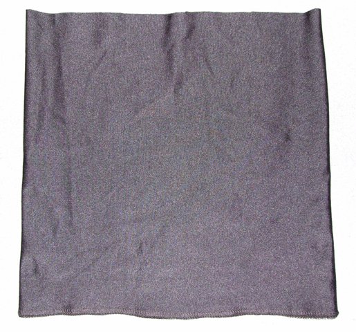 A KNITTED POLYESTER/ELASTANE CLOTHING ACCESSORY. A TUBE OF FABRIC 26.5 CM WIDE AND 25.5 CM LONG WHICH CAN BE USED AS A HEADBAND, HAT, BANDANA, WRISTBAND, NECK AND FACE WARMER, BALACLAVA, HEADSCARF OR SCRUNCHIE.