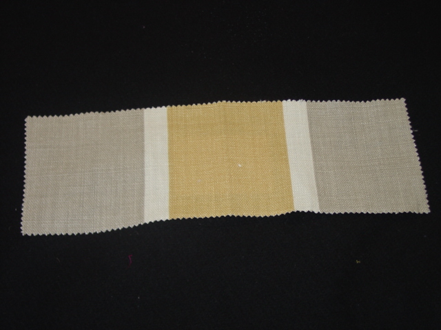 WOVEN FABRIC IN THE PIECE. OF 100 PER CENT LINEN. WEIGHING 376 GRAMS PER METRE SQUARE. WIDTH OF 136CM. PRINTED. WOVEN ON A DOBBY LOOM.