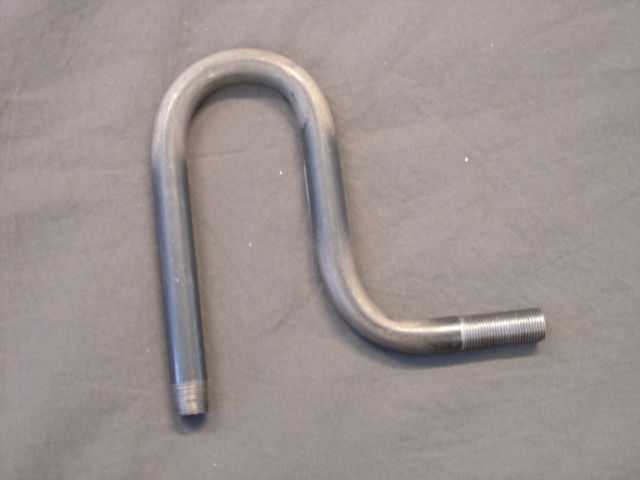 MILD STEEL U SHAPED BEND. NOT CAST. THREADED AT BOTH ENDS. WITH A DIAMETER OF 17.1MM. USED TO PROTECT PRESSURE GAUGES FROM HEAT OR STEAM DAMAGE. 

TRADENAME: 3/8 INCH MILD STEEL U SYPHON