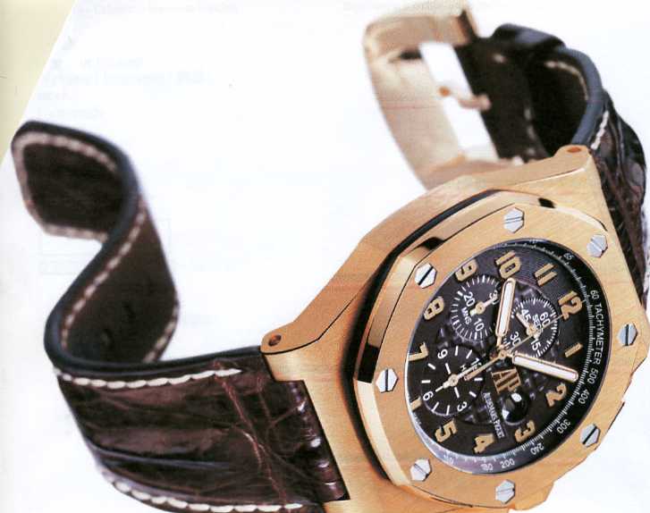 MENS CHRONOGRAPH WRIST WATCH WITH 
ROSE GOLD CASE, MECHANICAL SELF WINDING MOVEMENT AND BROWN STRAP