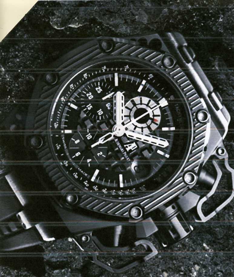 MENS CHRONOGRAPH WRIST WATCH WITH 
TITANIUM CASE, MECHANICAL SELF WINDING MOVEMENT AND BLACK STRAP