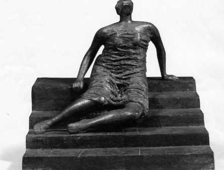 WORKING MODEL FOR DRAPED SEATED WOMAN, FIGURE ON STEPS.1956 ORIGINAL CAST BRONZE SCULPTURE BY HENRY MOORE 1898-1986. AN EDITION OF 9 PLUS 1 ARTISTS PROOF. 72.4CM LONG AND 65CM HIGH.