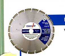 DIAMOND BLADE GRINDING WHEEL. OF HIGH QUALITY STEEL. CIRCULAR IN SHAPE WITH CUT OUT GULLETS AROUND THE EDGE. PACKAGED IN A CARDBOARD PRESENTATION BOX.