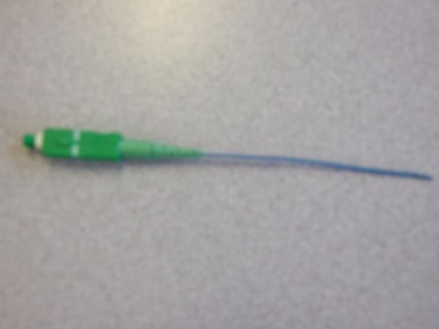 THIS ITEM IS A FIELD INSTALLABLE CONNECTOR KIT FOR FIBRE OPTIC CABLE TELECOMMUNICATION APPLICATIONS, WHICH ALLOWS AN ENGINEER TO PREPARE THE END OF A FIBRE OPTIC CABLE AND ADD A CONNECTOR FOR FINAL INSTALLATION. THE KIT COMPRISES OF THE FOLLOWING ITEMS; 10 BODIES (INCLUDING PLASTIC HOUSING AND ZIRCONIA CERAMIC FERRULE), 10 STRAIN RELIEF PARTS (PLASTIC), 1 GUIDE RAIL (PLASTIC), 1 FIBRE HOLDER (PLASTIC). THE GUIDE RAIL AND FIBRE HOLDER ARE TO ASSIST ASSEMBLY ONLY AND ARE RE-USED UNTIL 10 CONNECTIONS ARE COMPLETED AND THEN THEY ARE DISPOSED OF.