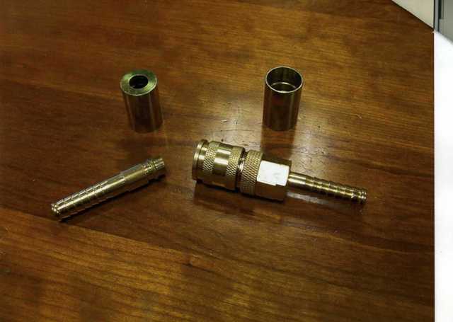 MALE AND FEMALE QUICK RELEASE AIR CONNECTORS WITH HOSE TAILS AND FERRULES FOR CRIMPING ONTO TUBEING. THE FEMALE CONNECTOR INCORPORATES A VALVE THAT CLOSES THE AIR TUBE AND OPENS WHEN THE MALE CONNECTOR IS INSERTED.