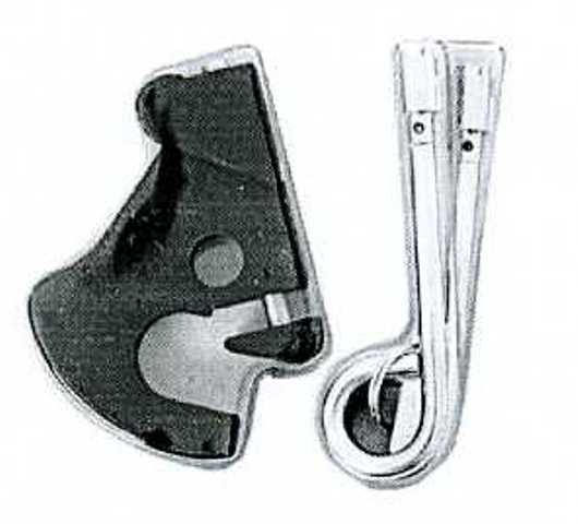 DETACHABLE LOCK FOR MOTORCYCLE. BARREL LOCK MADE OF METAL SUPPLIED WITH TWO METAL KEYS.
