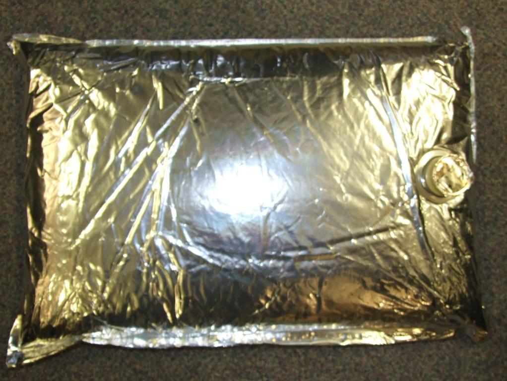 SWEET CHOCOLATE FLAVOURED SYRUP USED IN THE PREPARATION OF HOT DRINKS. THIS PRODUCT IS DESIGNED FOR USE IN THE FOOD SERVICE INDUSTRY AS AN INGREDIENT AND IS NOT A RETAIL READY PRODUCT. INGREDIENTS INCLUDE: H2O, HFCS, SUGAR, POTASSIUM SORBATE, SALT, COCOA, NATURAL FLAVOUR & CITRIC ACID. PACKAGED IN A 2.5 GAL FOIL BAG IN A BOX APPROX WEIGHT 30LBS.