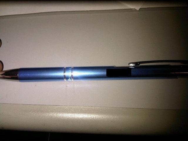 BALL POINT PEN OF PLASTIC WITH A METAL CLIP. WITH LIQUID INK. WITH PUSH MECHANISM. PACKAGED IN PRE-ADDRESSED ENVELOPES.