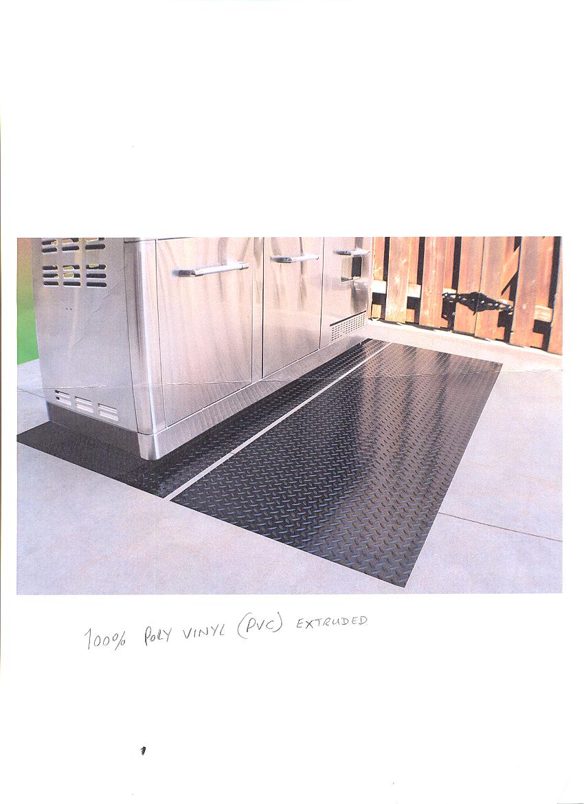 EXTRUTED FLOOR/GRILLING MAT MADE FROM 100% POLY VINYL CHLORIDE. BLACK IN COLOUR WITH EMBOSSED PATTERN. APPROXIMATE MEASUREMENTs 47" X 32"