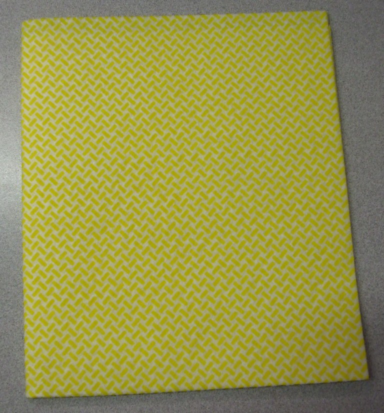 NONWOVEN CLEANING CLOTH. OF 80% VISCOSE AND 20% POLYESTER.  MEASURES 40 X 38 CMS. PACKAGED IN A PLASTIC BAG. EACH BAG CONTAINS 10 CLOTHS.