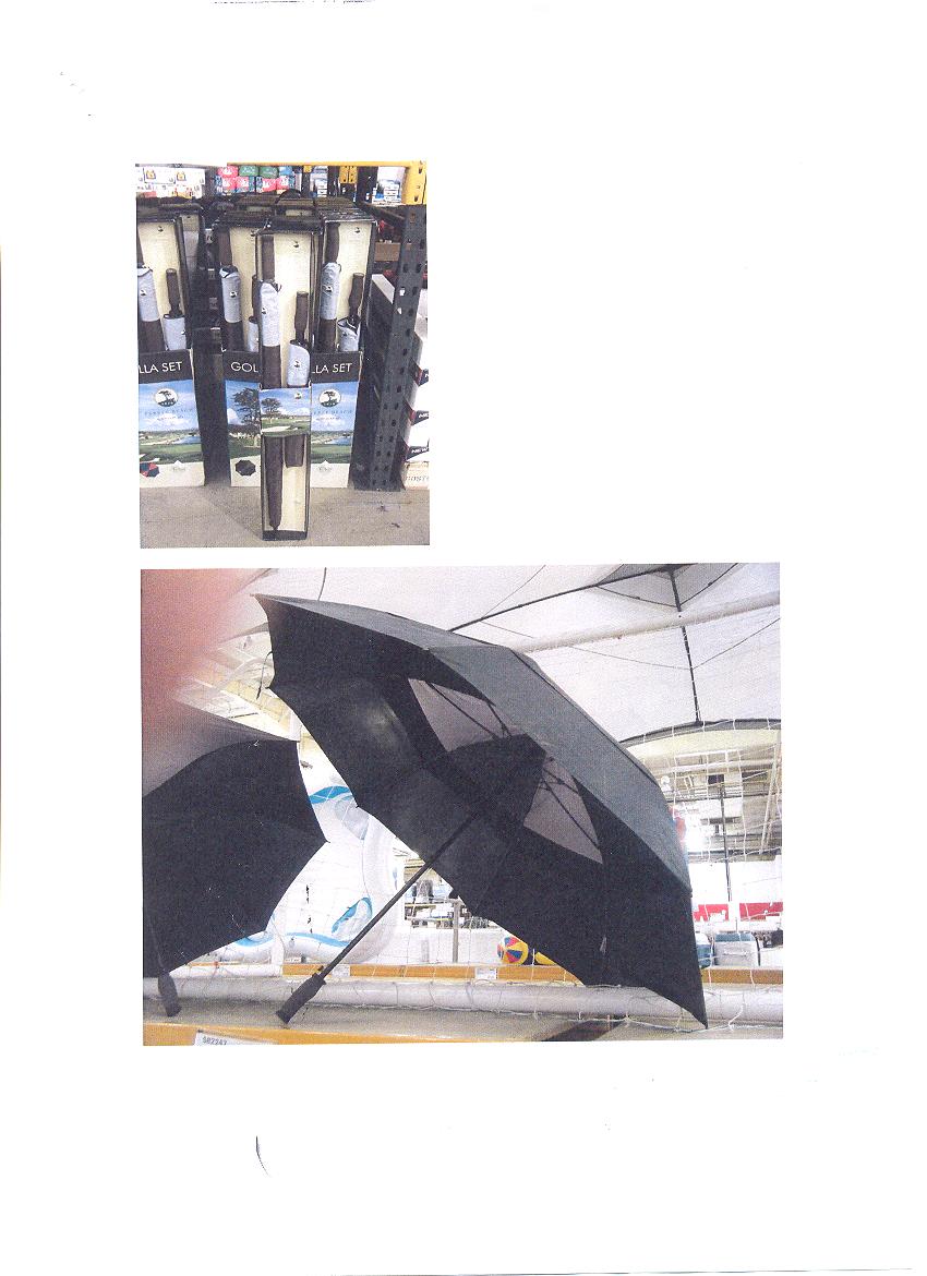 SMALL GOLF UMBRELLA, WITH TELESCOPIC SHAFT. COVER CONSTRUCTED OF WOVEN NYLON FABRIC. WITH FOAM HANDLE.